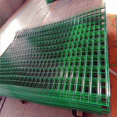 新疆圍欄道路護(hù)欄網(wǎng)價(jià)格烏魯木齊護(hù)欄可用作圈地