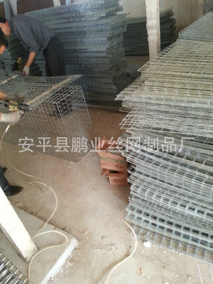 【生產(chǎn)銷售精品不銹鋼網(wǎng)片 鍍鋅金屬網(wǎng)片】價(jià)格,廠家,圖片,其他畜禽飼養(yǎng)機(jī)械,安平縣鵬業(yè)絲網(wǎng)制品廠-