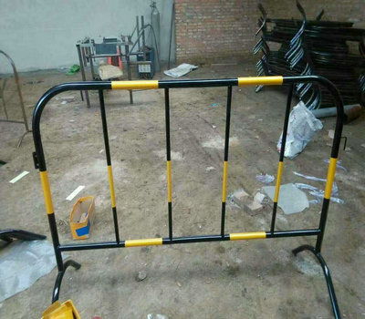 湖州市電梯防護(hù)門 馳恒絲網(wǎng) 建筑電梯防護(hù)門